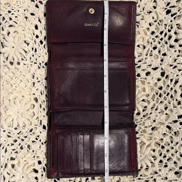 CHANEL Quilted Caviar Leather Wallet in Plum - Picture 14 of 14